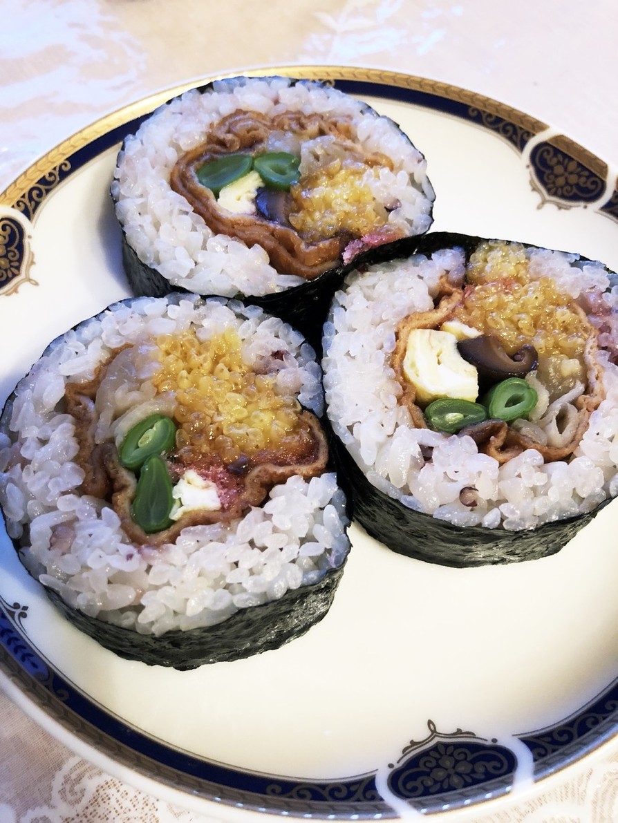 太巻き寿司もちきび入りの画像