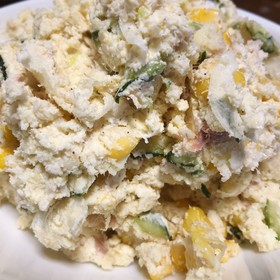 お惣菜屋さん風の、おからサラダ