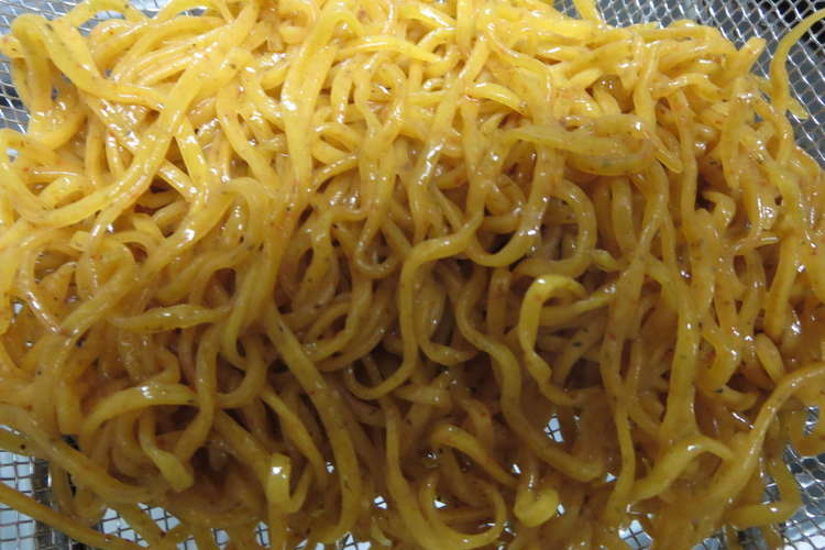 唐辛子麺の蒸し麺 レシピ 作り方 By 大左ヱ門 クックパッド 簡単おいしいみんなのレシピが356万品