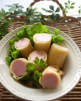 おさかなソーセージのチーズ春巻