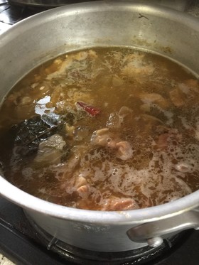 牛スジとホルモンの煮込み