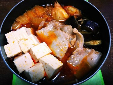 【麻婆豆腐の素で】麻婆鍋の写真