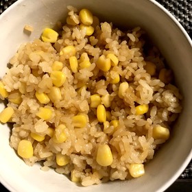 お手軽バター醤油コーンの炊き込みご飯