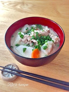 からだポカポカ♡酒粕&生姜入りの豚汁♡