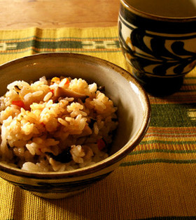 沖縄の炊き込みご飯 くふぁじゅうしぃ
