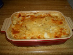 簡単 ポテトグラタン荒びきソーセージ入り