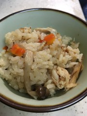 簡単!ほっけときのこの炊き込みご飯の写真
