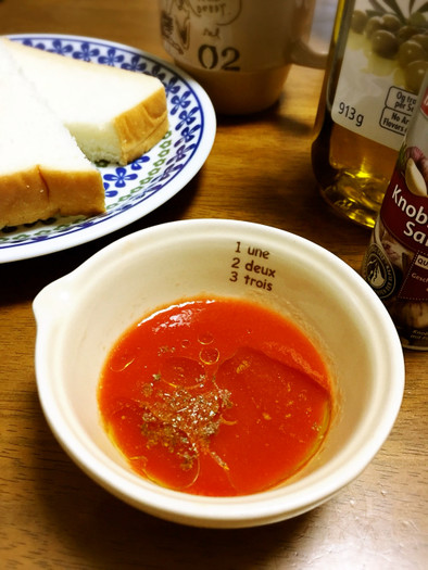 つけパン☆トマトジュースにオリーブオイルの写真