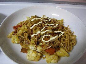 焼きそばのそばと具がよく混ざる方法