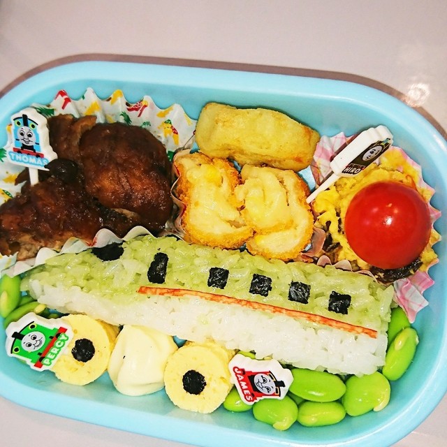新幹線 お弁当ピック はやぶさ こまち 電車 食器
