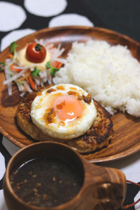 びっくりドンキー風・ハンバーグソース。