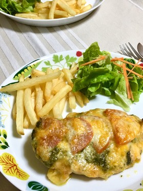 簡単★鶏むね肉のバジルチーズ焼き