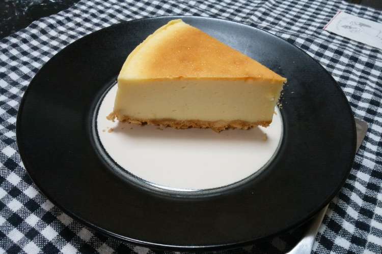簡単 濃厚 ニューヨークチーズケーキ レシピ 作り方 By Saryukitch クックパッド 簡単おいしいみんなのレシピが355万品