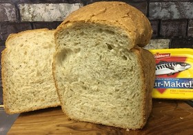 ほうじ茶と白ごまの食パン