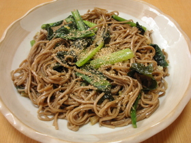 日本そばの焼きそば(^・^)