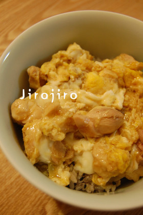 ゴマ香る黒胡麻ごはんで☆親子丼