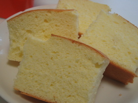 計量スプーンでヨーグルトシフォンケーキ!