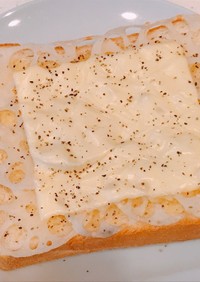 蓮根ととろけるチーズの、トースト！