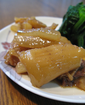 牛スジと大根の甘辛煮☆山椒風味
