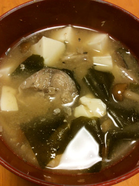 鯖水煮缶のお味噌汁
