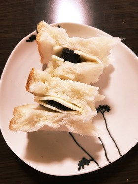 簡単軽食に!キットカットサンド