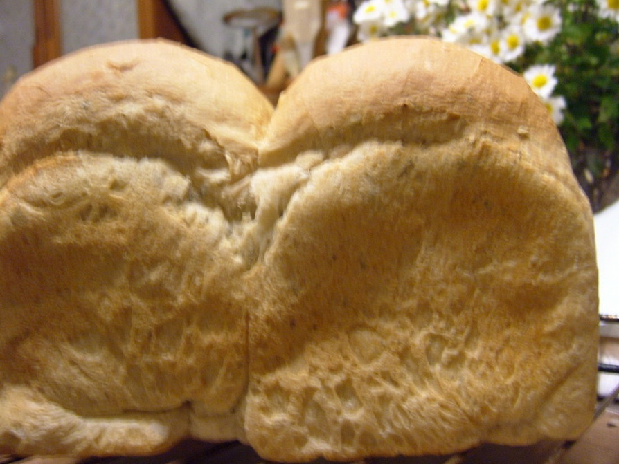 バジルの食パンの画像