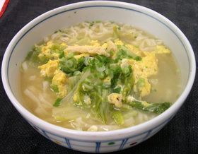 南関あげと白菜の卵とじ☆ うどん☆