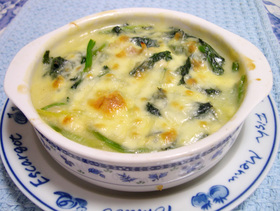 おもちとほうれん草のグラタン