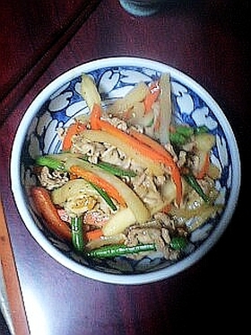 食が進むピリ辛☆豚大根