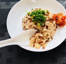 ごま油香る♡パラッパラの納豆チャーハン
