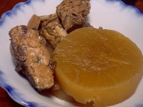★さば缶で大根★
