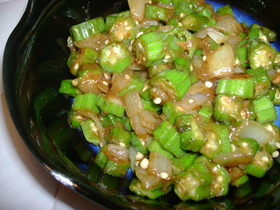 ご飯がすすむ♪オクラのオイスター炒め