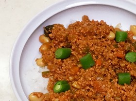【子供用】野菜たっぷりキーマカレー