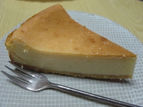 ベークドチーズケーキwithヨーグルト