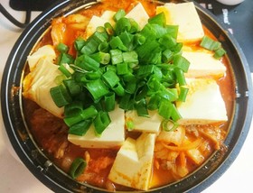 簡単な本格的キムチ鍋〜キムチチゲ〜