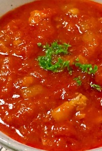 牛スジとセロリのトマトスープ