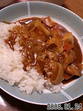 ウインナーと厚揚げの変わりカレー