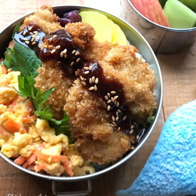 お弁当に 鶏もも肉のチキンカツ レシピ 作り方 By Sachi5 クックパッド 簡単おいしいみんなのレシピが352万品
