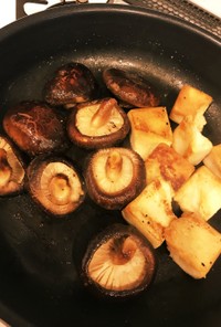 乾燥椎茸と高野豆腐のステーキ