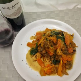 鶏もも肉と砂ズリの炒め物