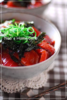 マグロの和辛子づけ丼