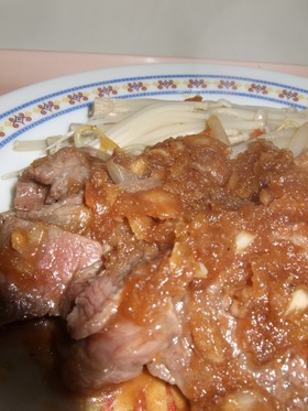 牛肉薄切り焼き 自家製宮のたれ風使用☆