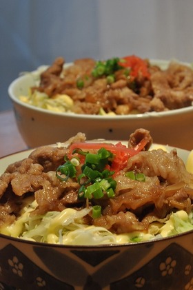 ボリューム♪豚マヨ丼