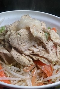 温鶏胸肉サラダ