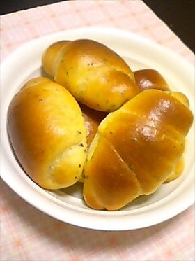 手捏ねで♪ふわっと♪バターロール