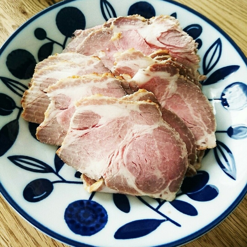 【みんなが作ってる】 豚肩ロース肉 かたまり ローストのレシピ 【クックパッド】 簡単おいしいみんなのレシピが339万品