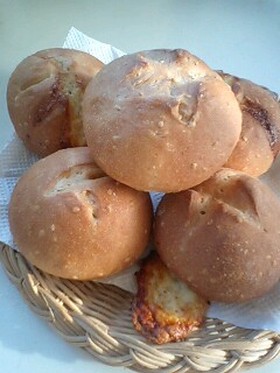 チーズ入りゴマパン