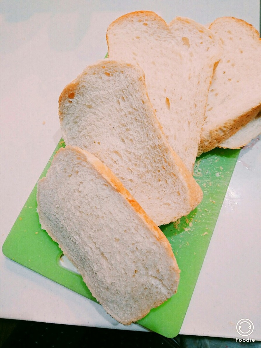 我が家の朝食＊ふわふわシンプル食パンの画像