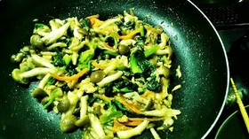 ターサイとツナの炒め物