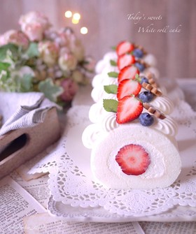 ♡ほわほわ♡簡単♡ホワイトロールケーキ♡
